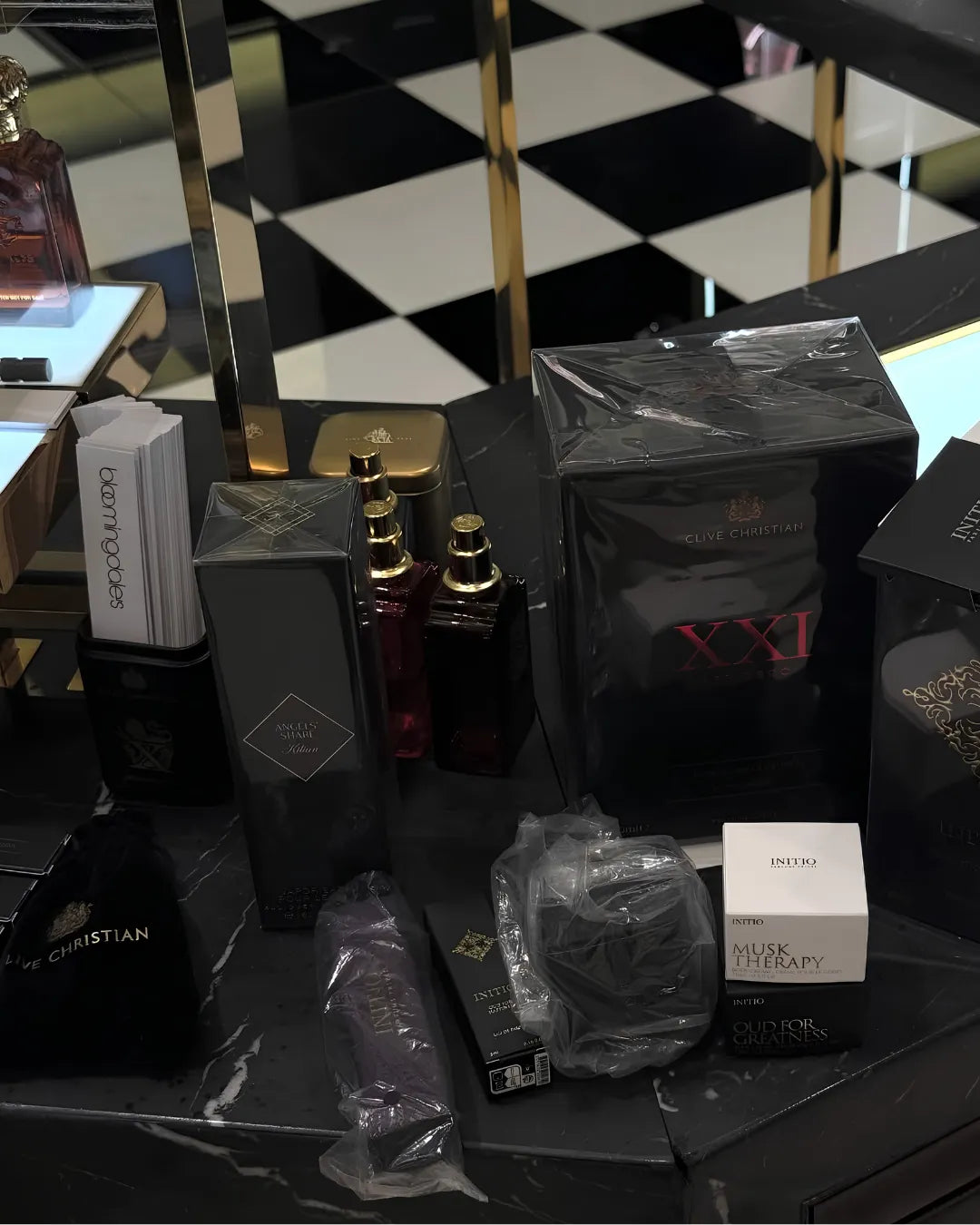 PERFUMES