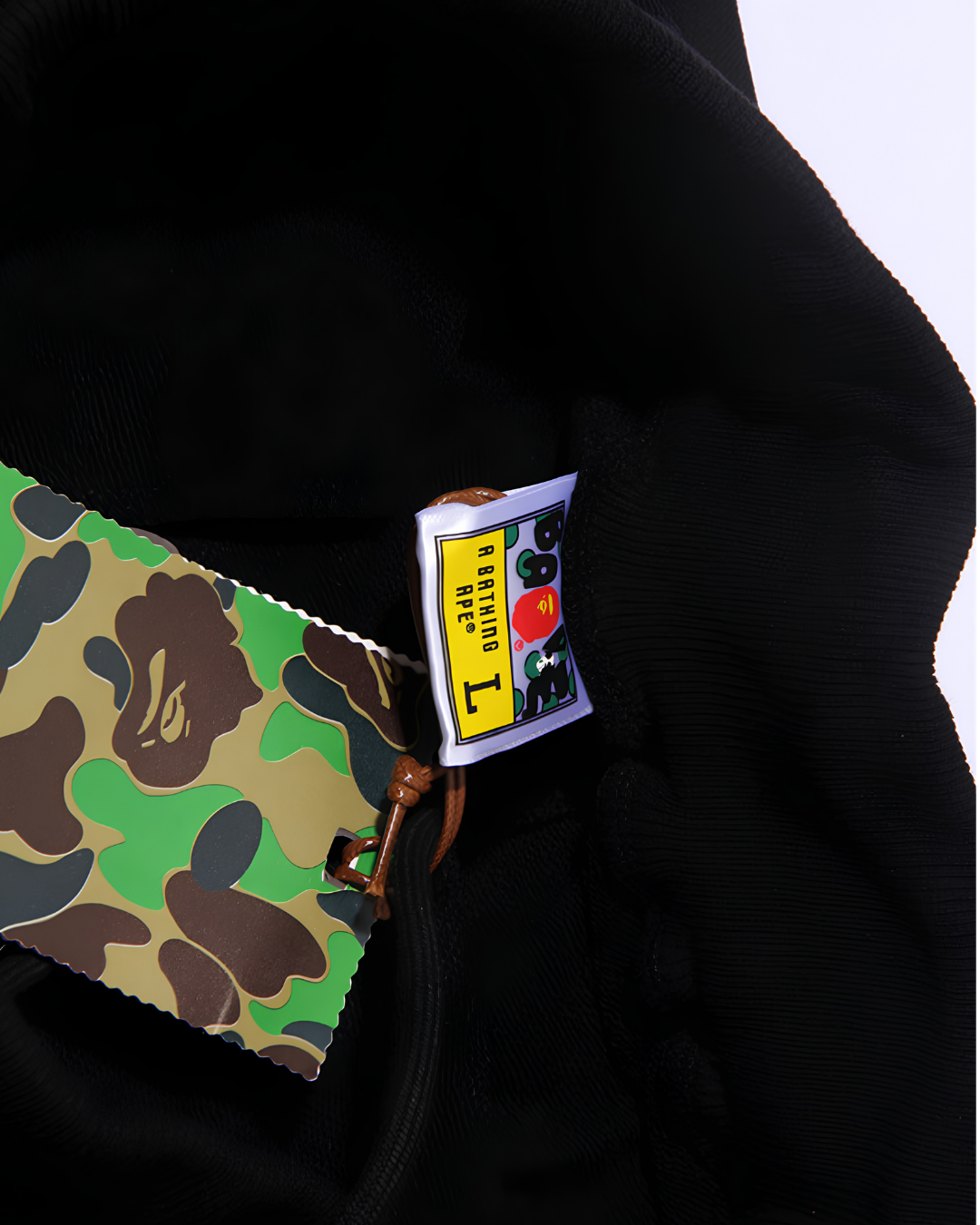SHORT BAPE SHARK
