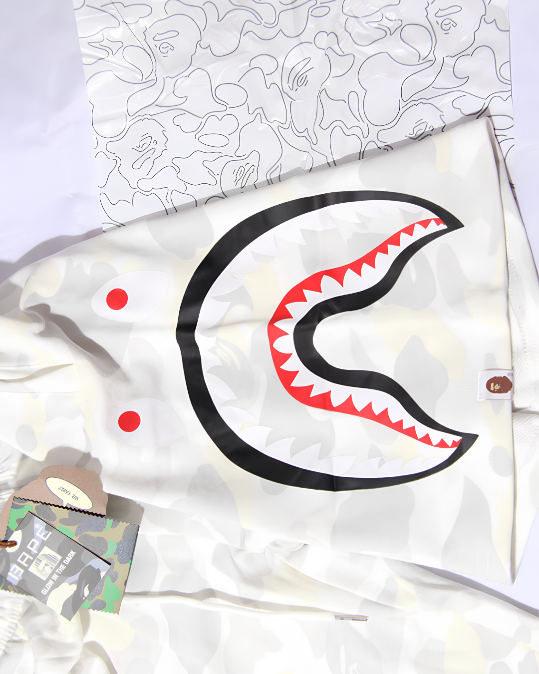 SHORT BAPE DOBLE SHARK CAMO