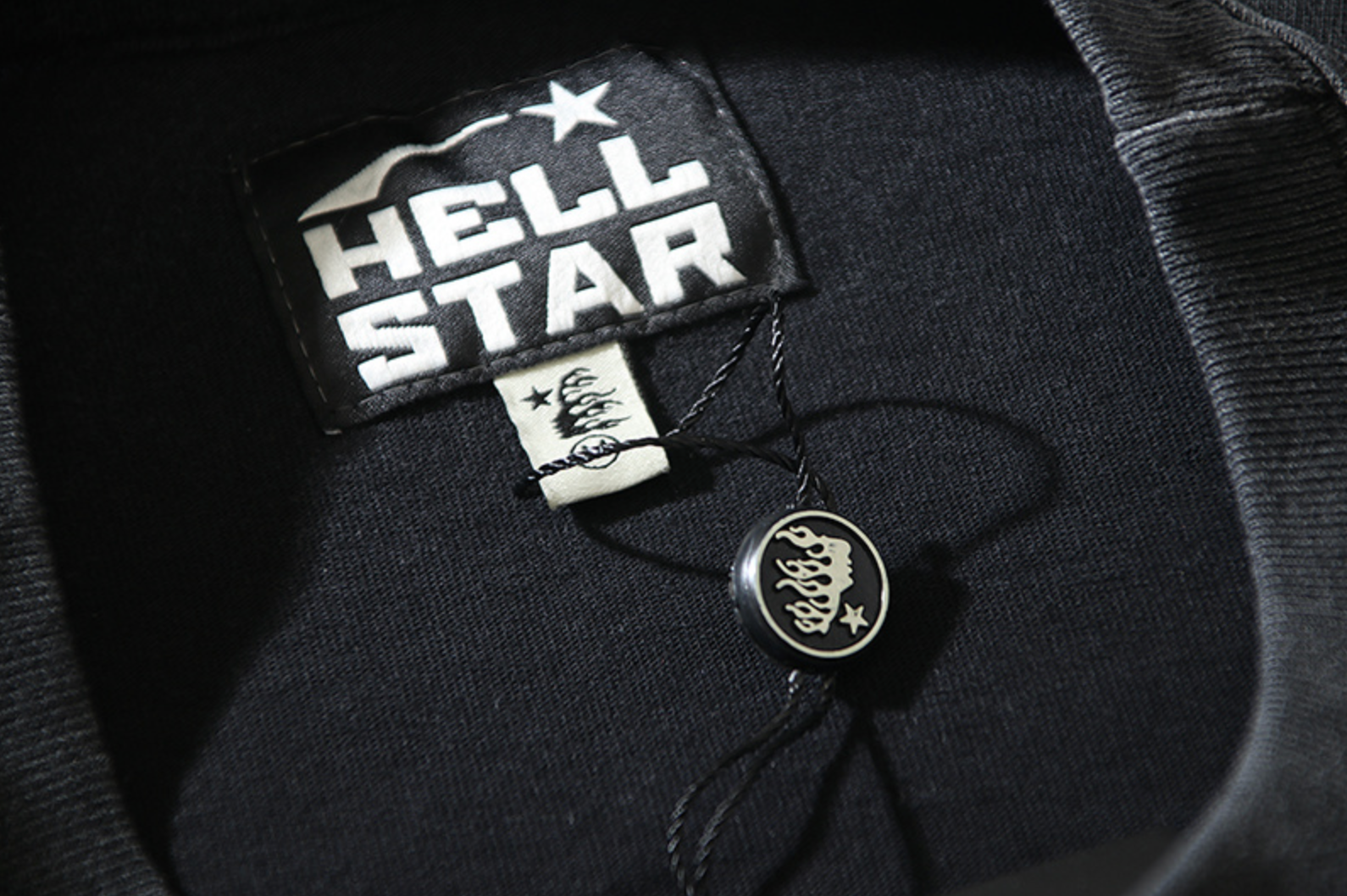 PLAYERA HELLSTAR
