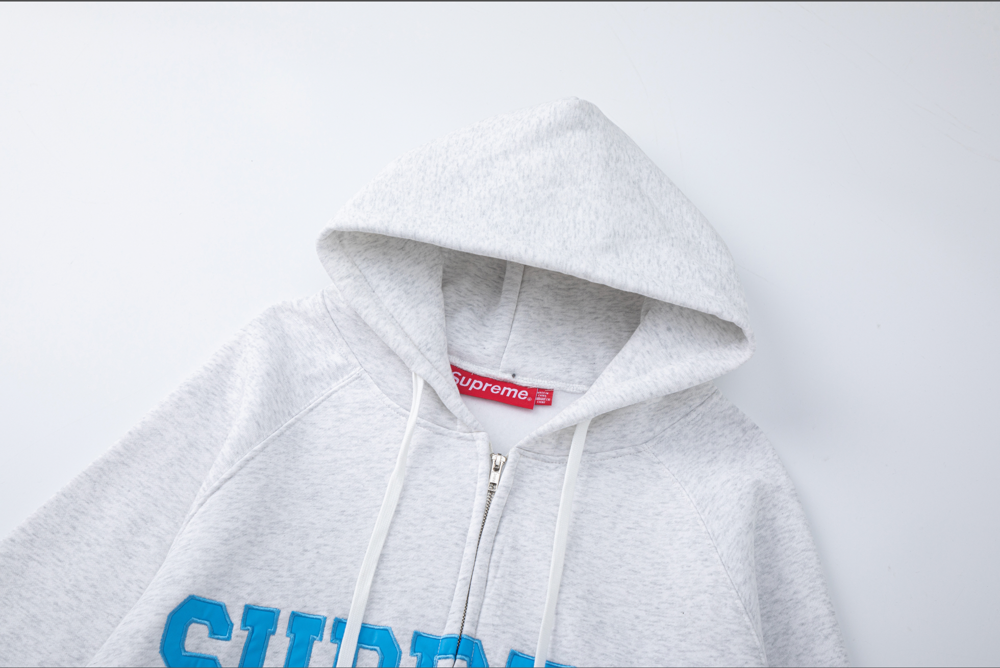HOODIE ZIPPER SUPREME