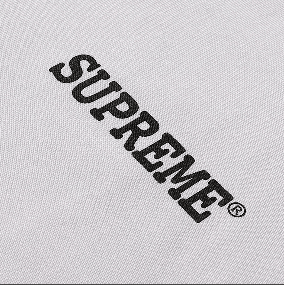 PLAYERA SUPREME PATCHWORK