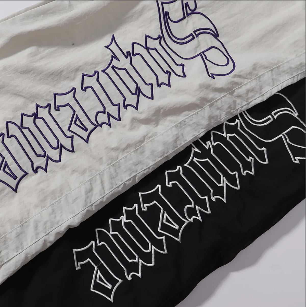 PANTS SUPREME OLD ENGLISH