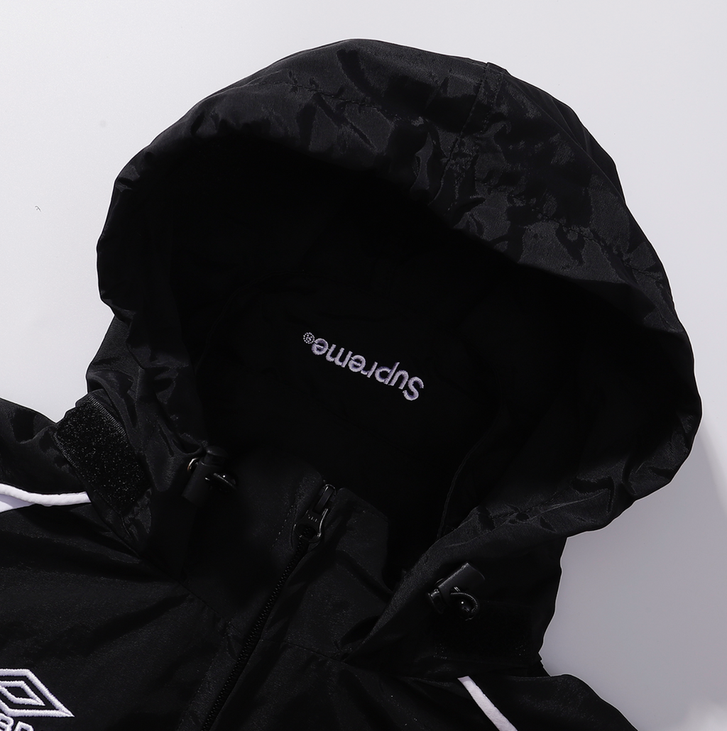 JACKET SUPREME X UMBRO