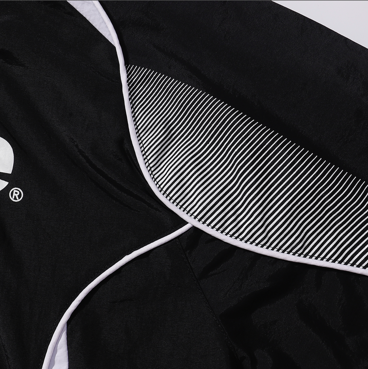 JACKET SUPREME X UMBRO