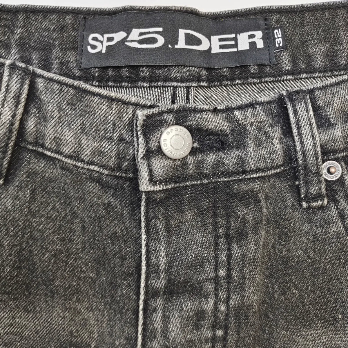SHORT SP5DER STONE