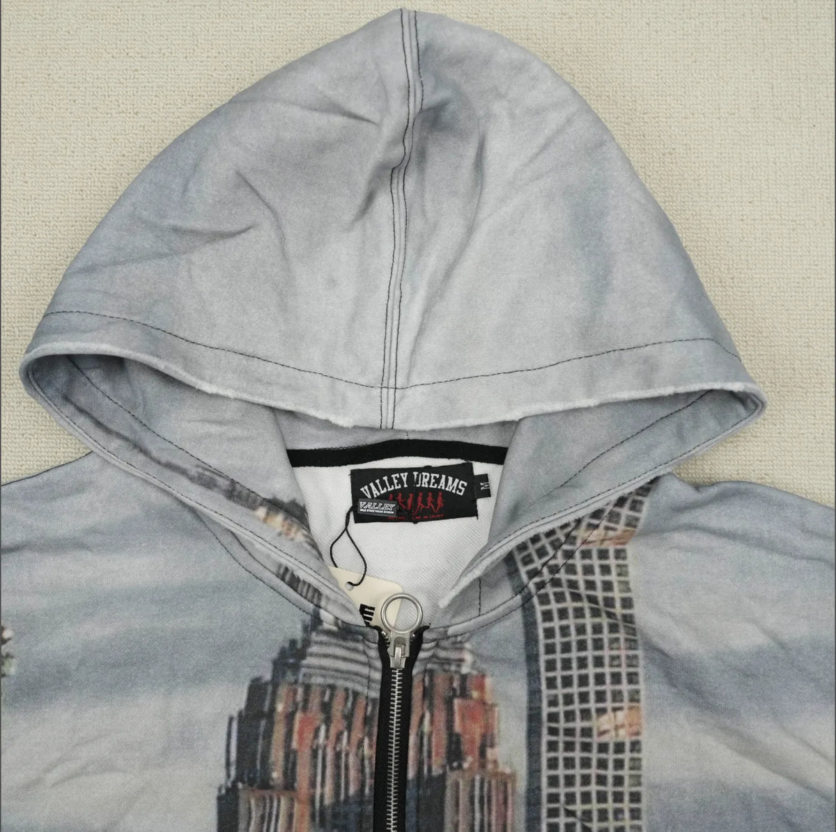HOODIE VALLEY DREAMS