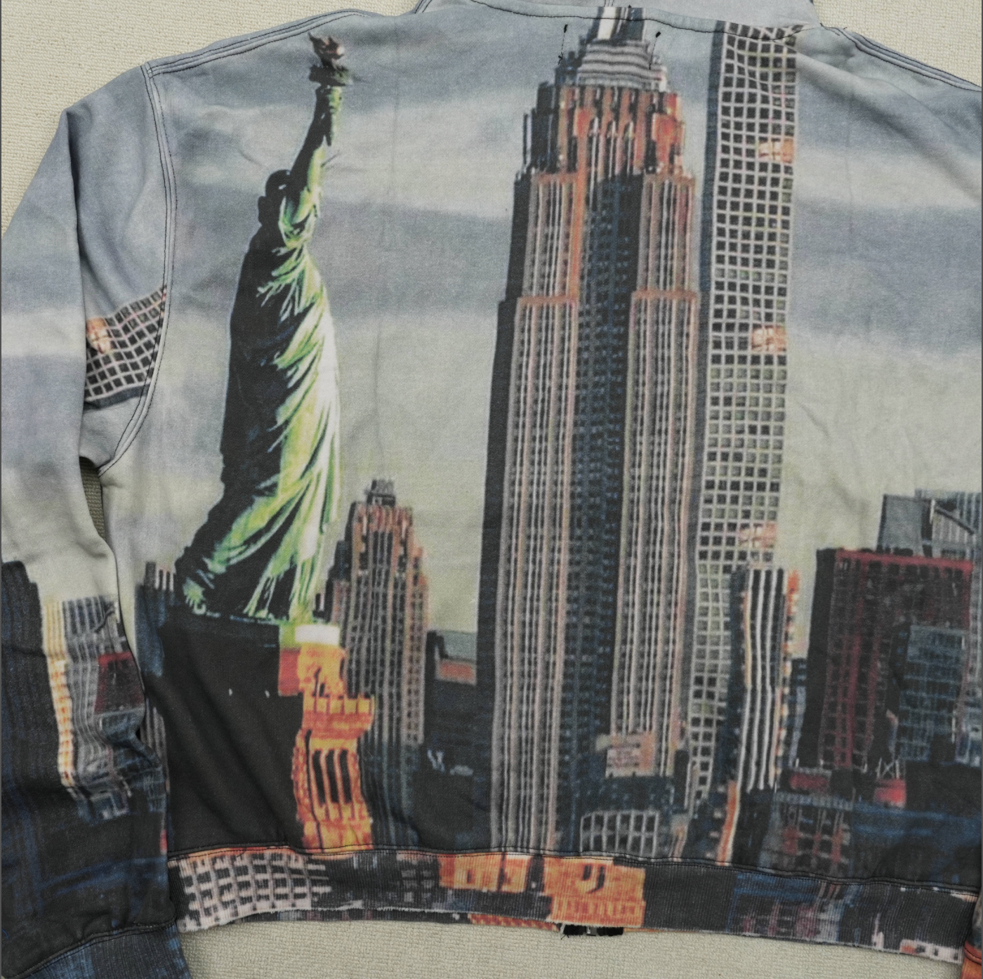 HOODIE VALLEY DREAMS