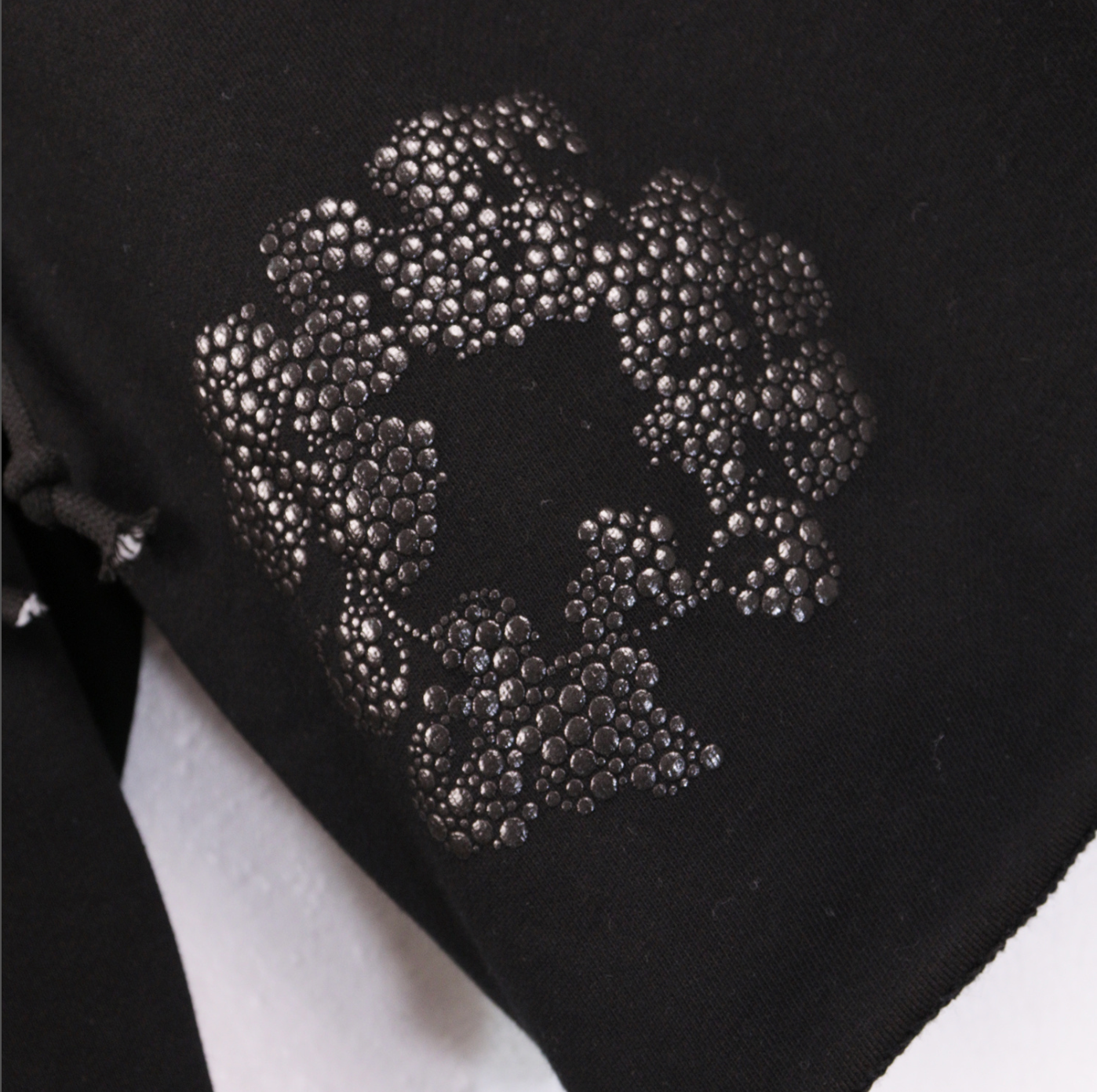 SHORT DENIM TEARS CASHMERE SWAROVSKI