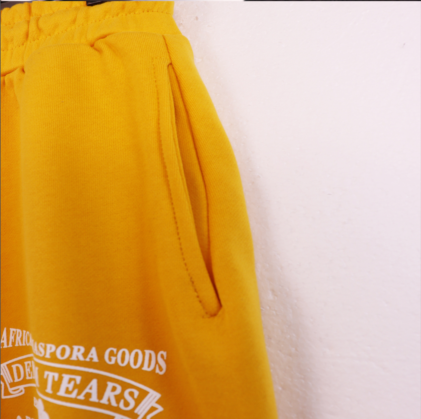 SHORT DENIM TEARS ADG