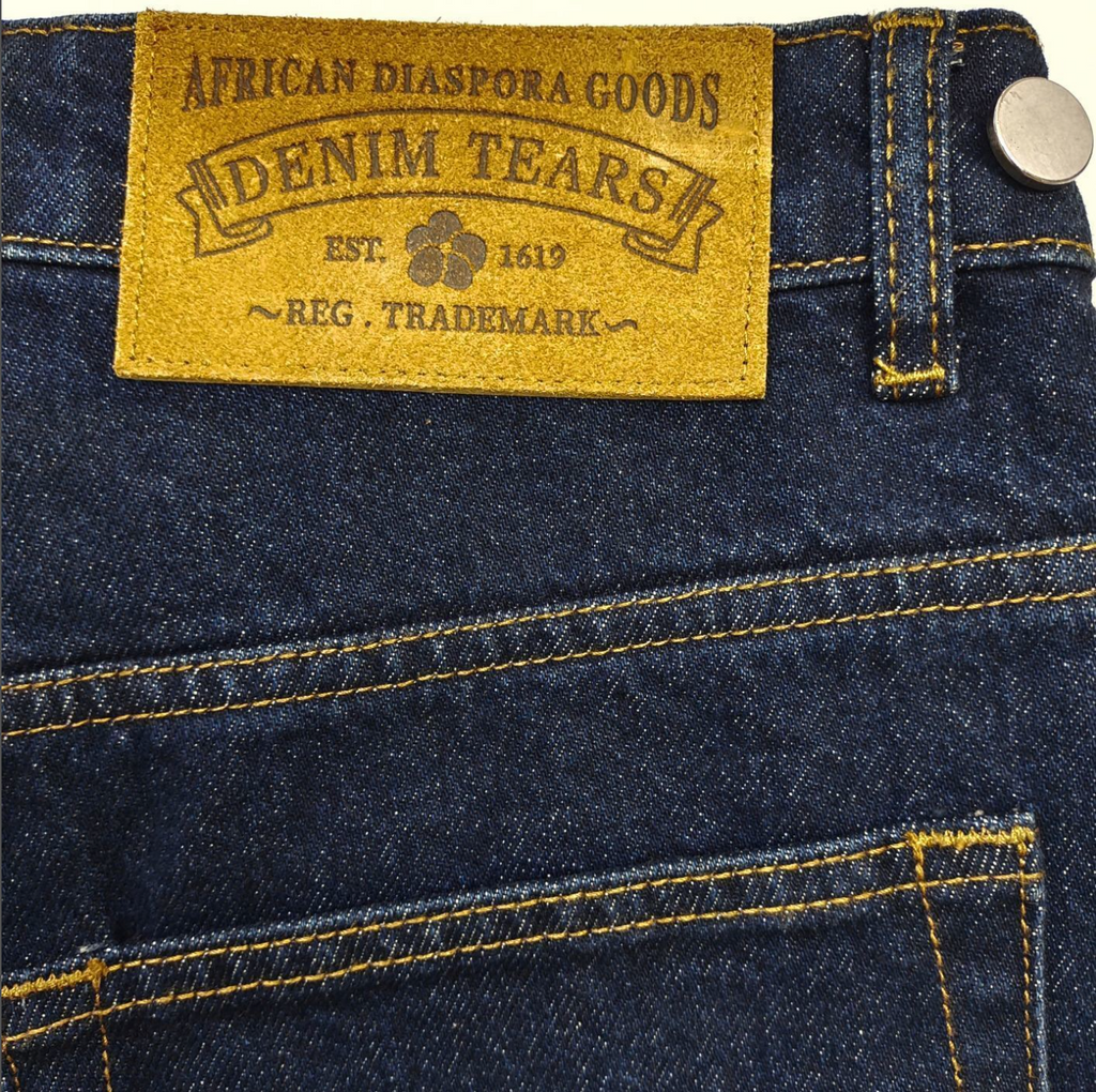 SHORT DENIM TEARS