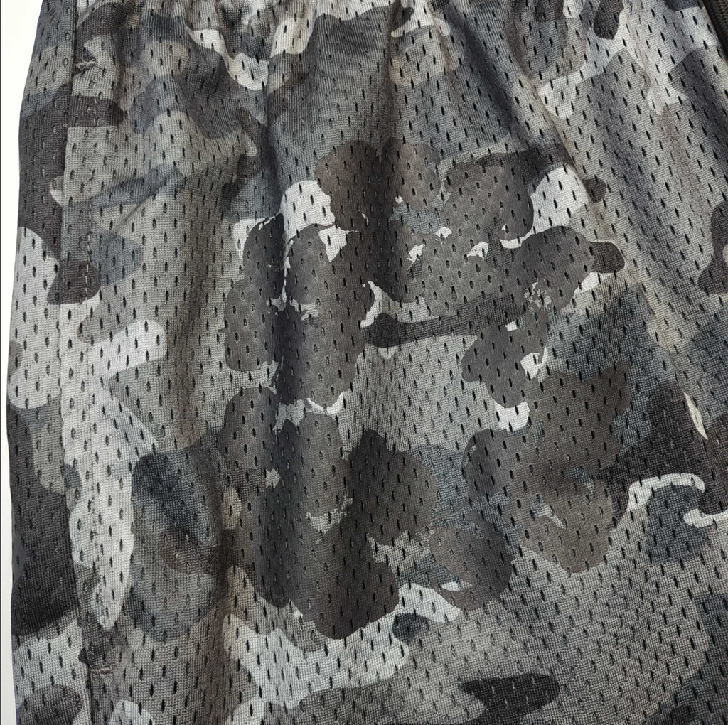 SHORT DENIM TEARS CAMO