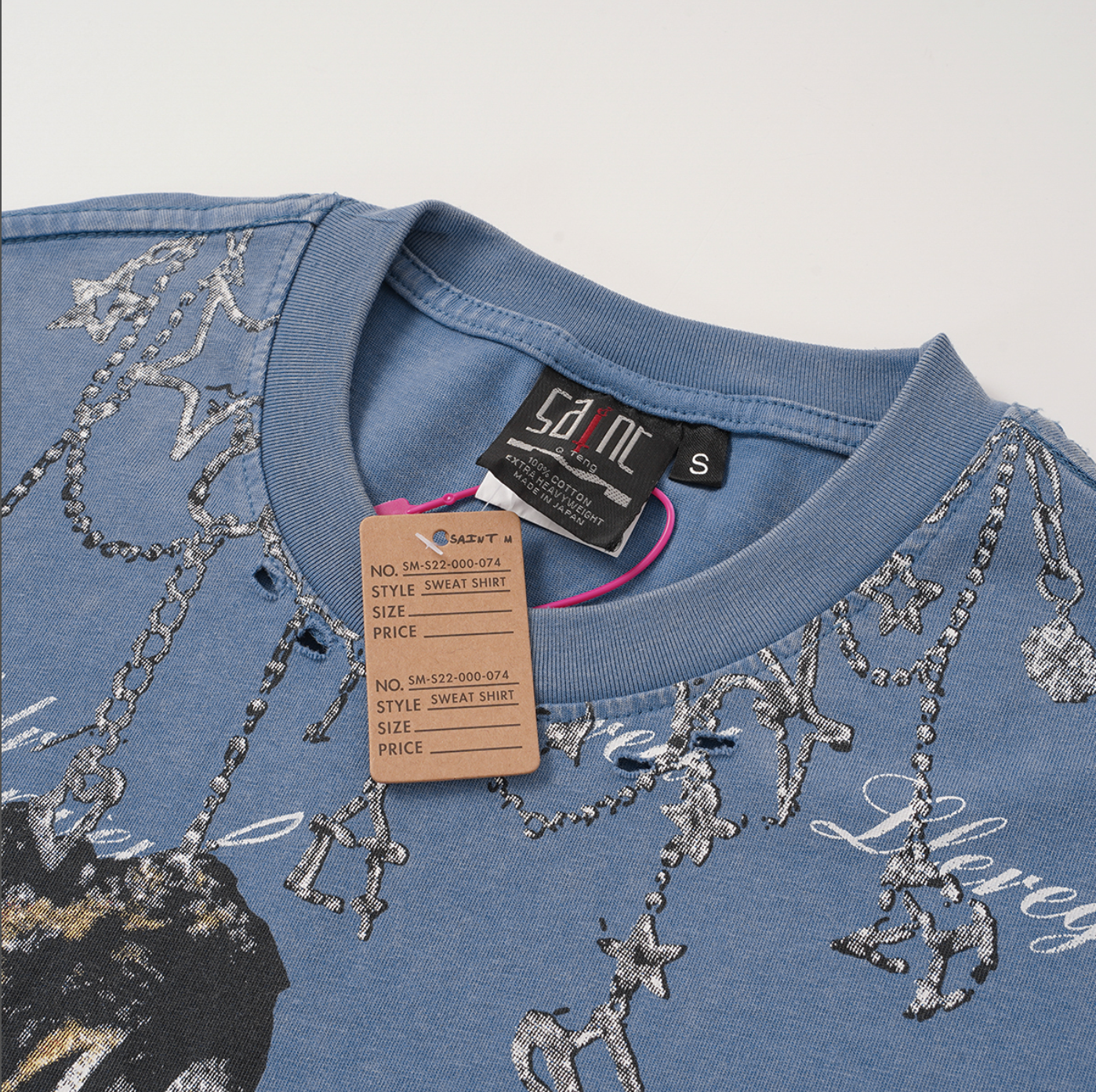 PLAYERA SAINT VANITY KISS
