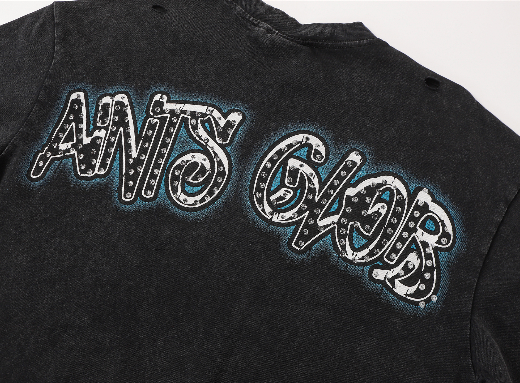 PLAYERA SAINT VANITY GLOBAL