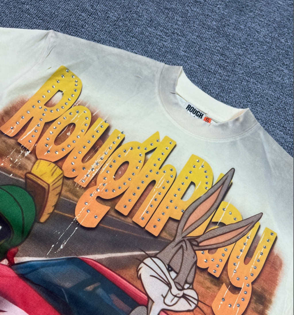 PLAYERA ROUGH PLAY X LOONEY TUNES