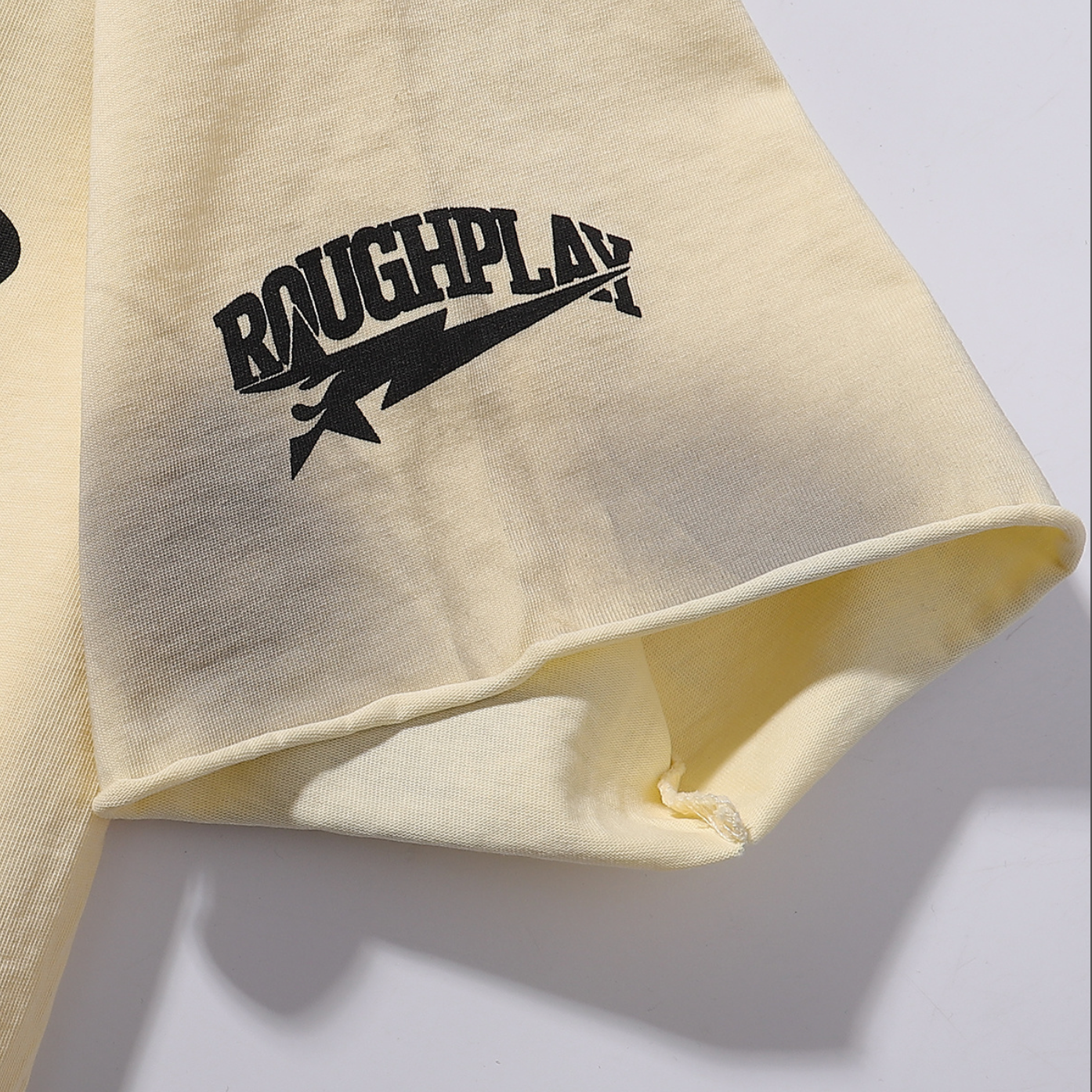 PLAYERA ROUGH PLAY CARTOON