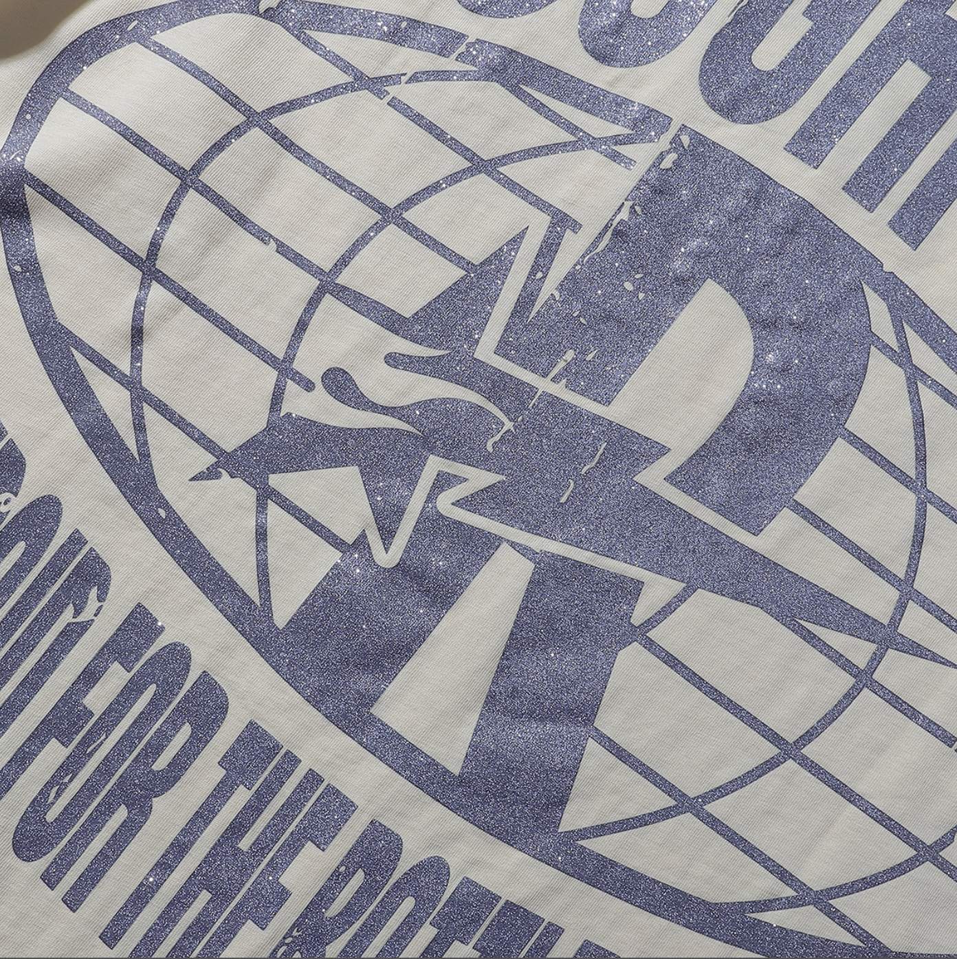 PLAYERA ROUGH PLAY LOST IN SPACE