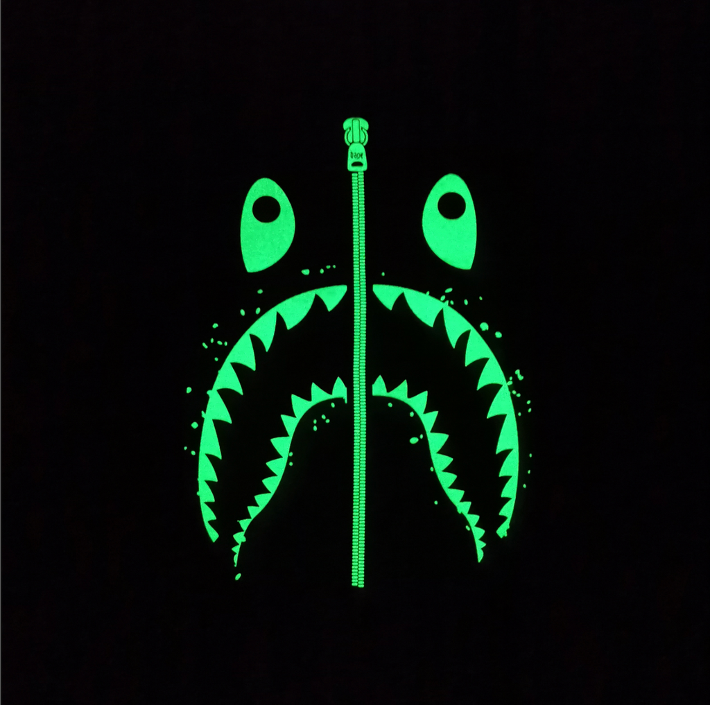 PLAYERA BAPE LUMINISCENTE