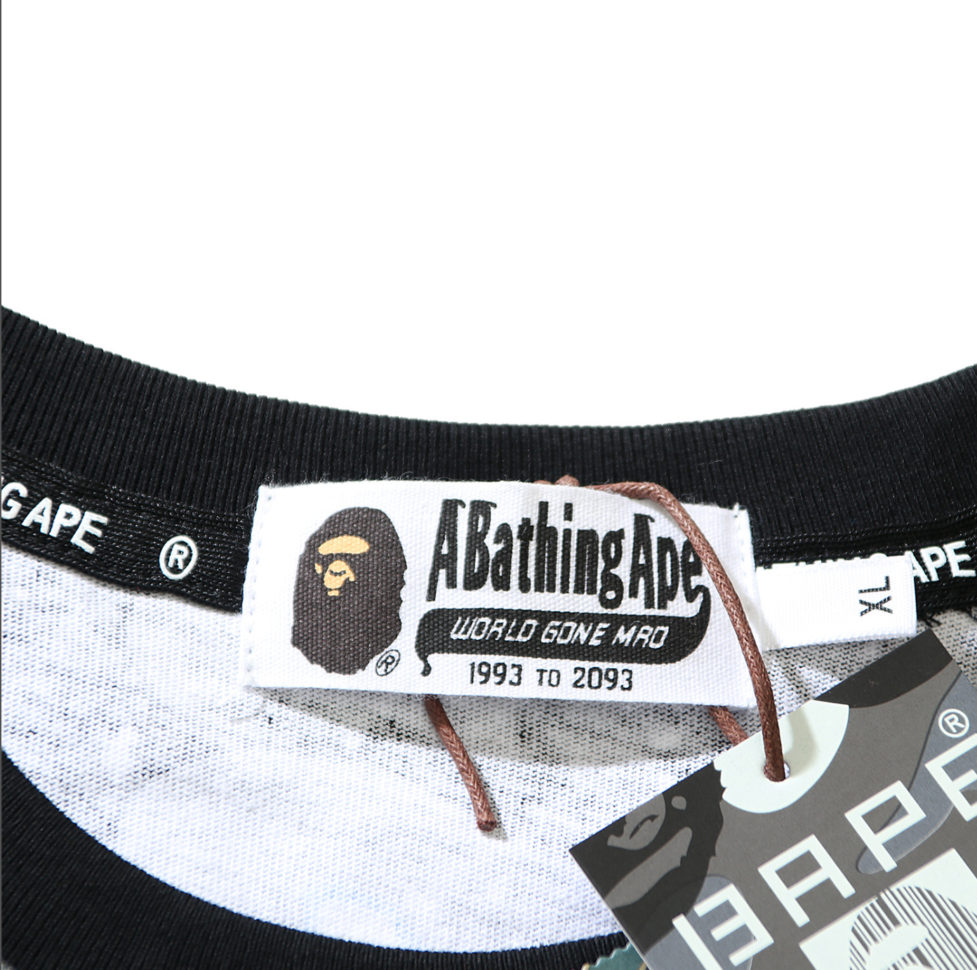 PLAYERA BAPE SHARK LUMINISCENTE