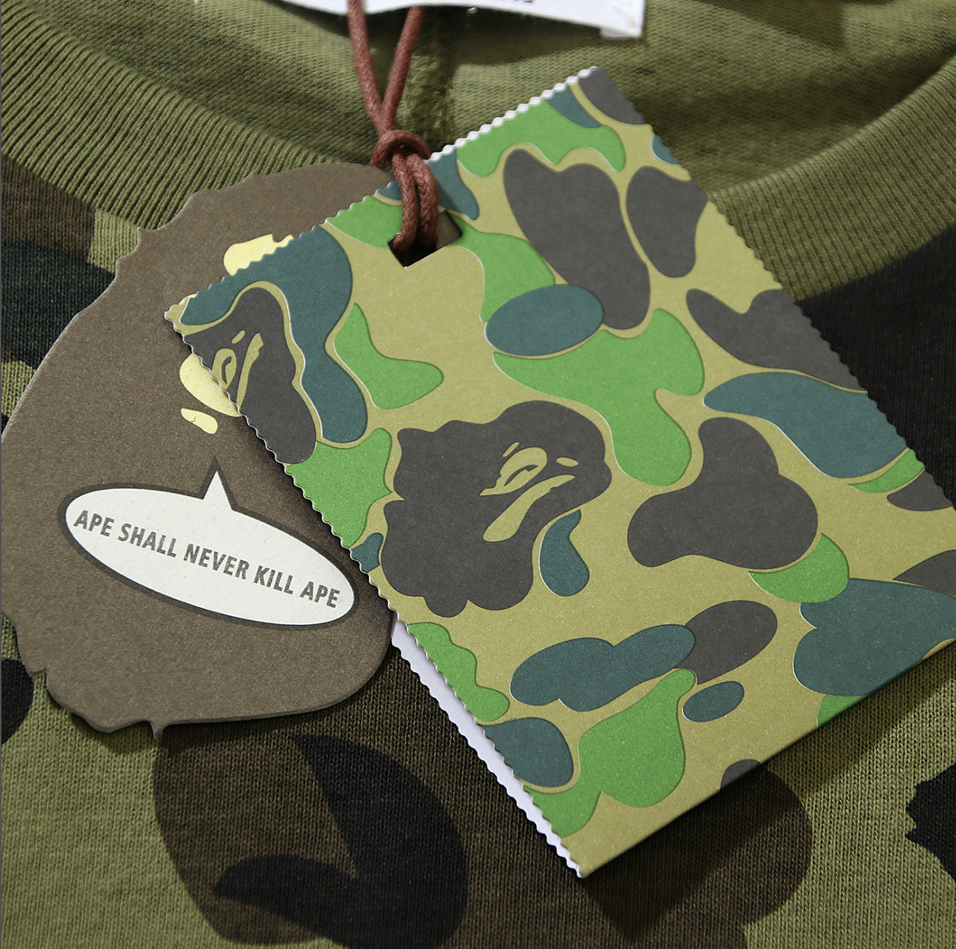PLAYERA BAPE DOBLE SHARK