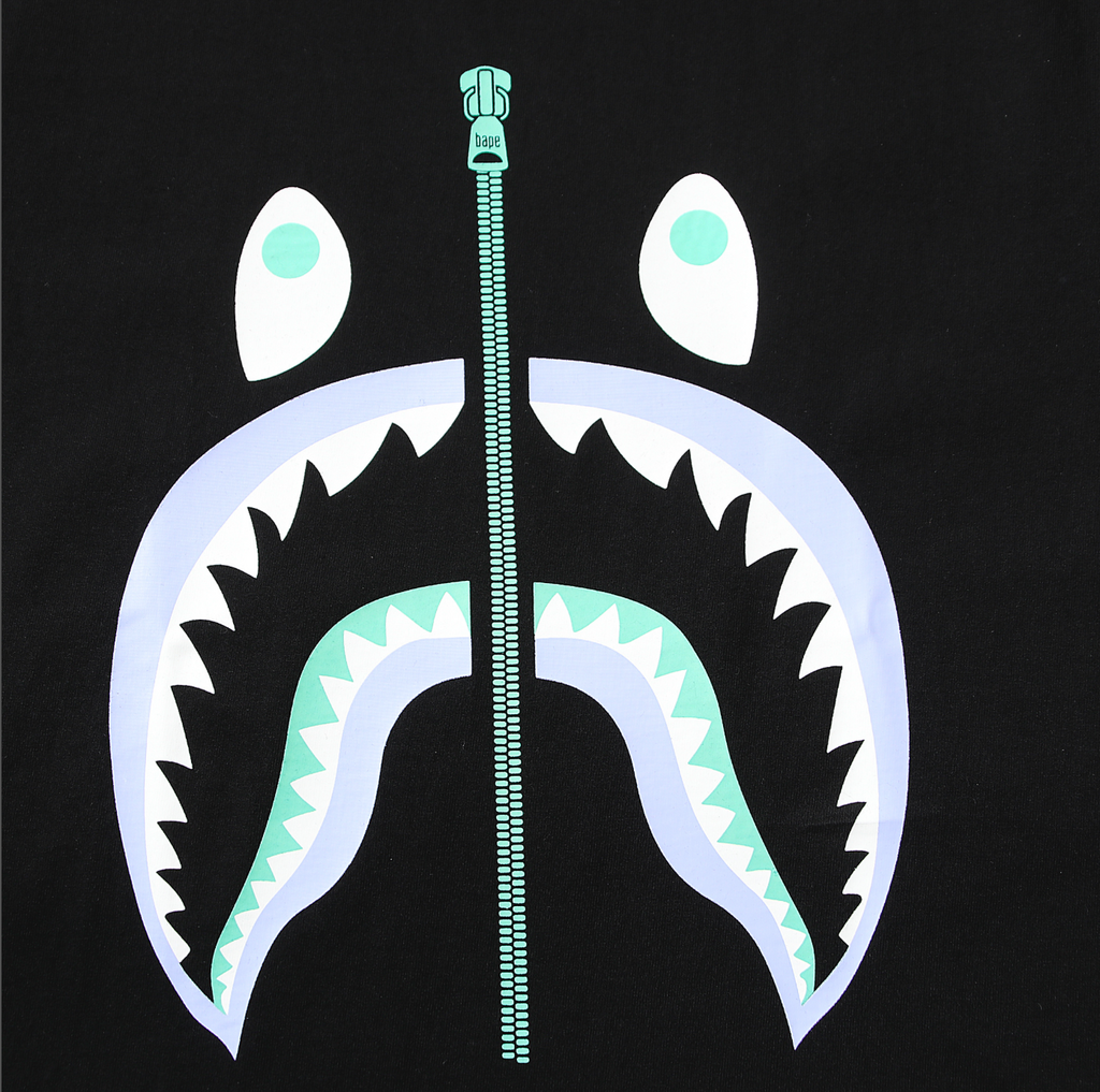 PLAYERA BAPE SHARK