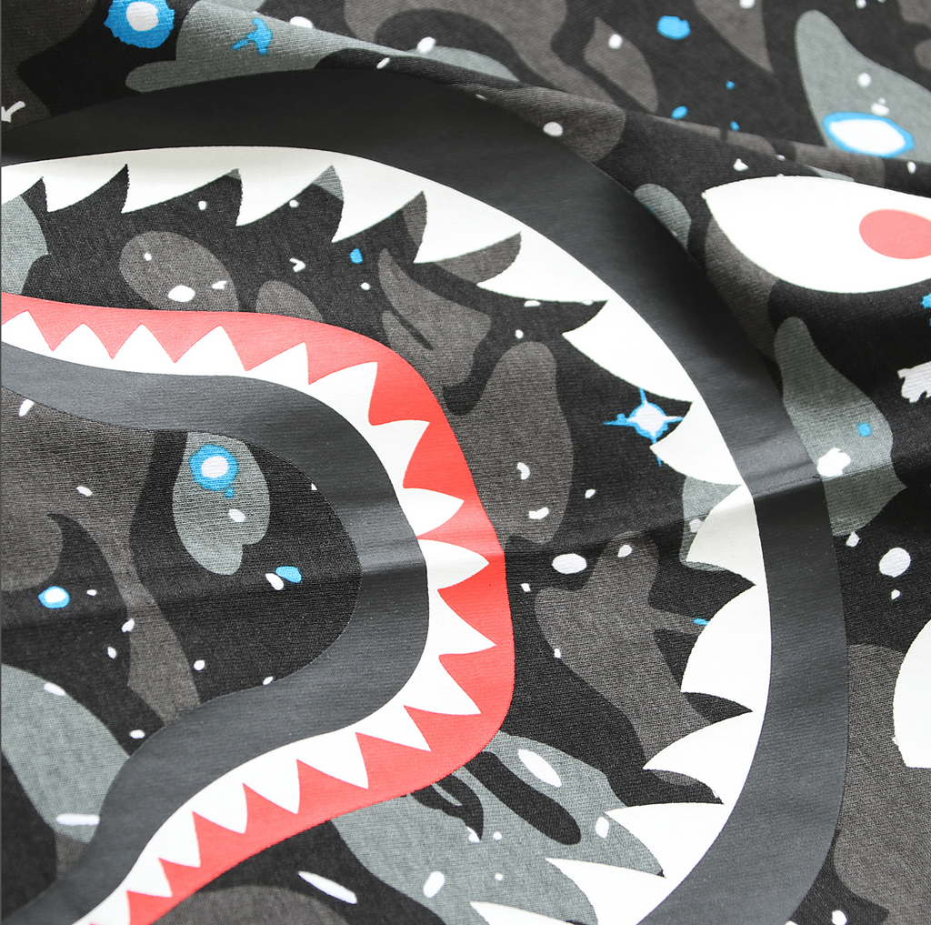 PLAYERA BAPE DOBLE SHARK