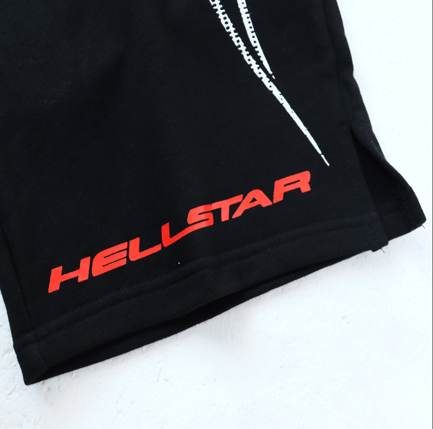 SHORT HELLSTAR