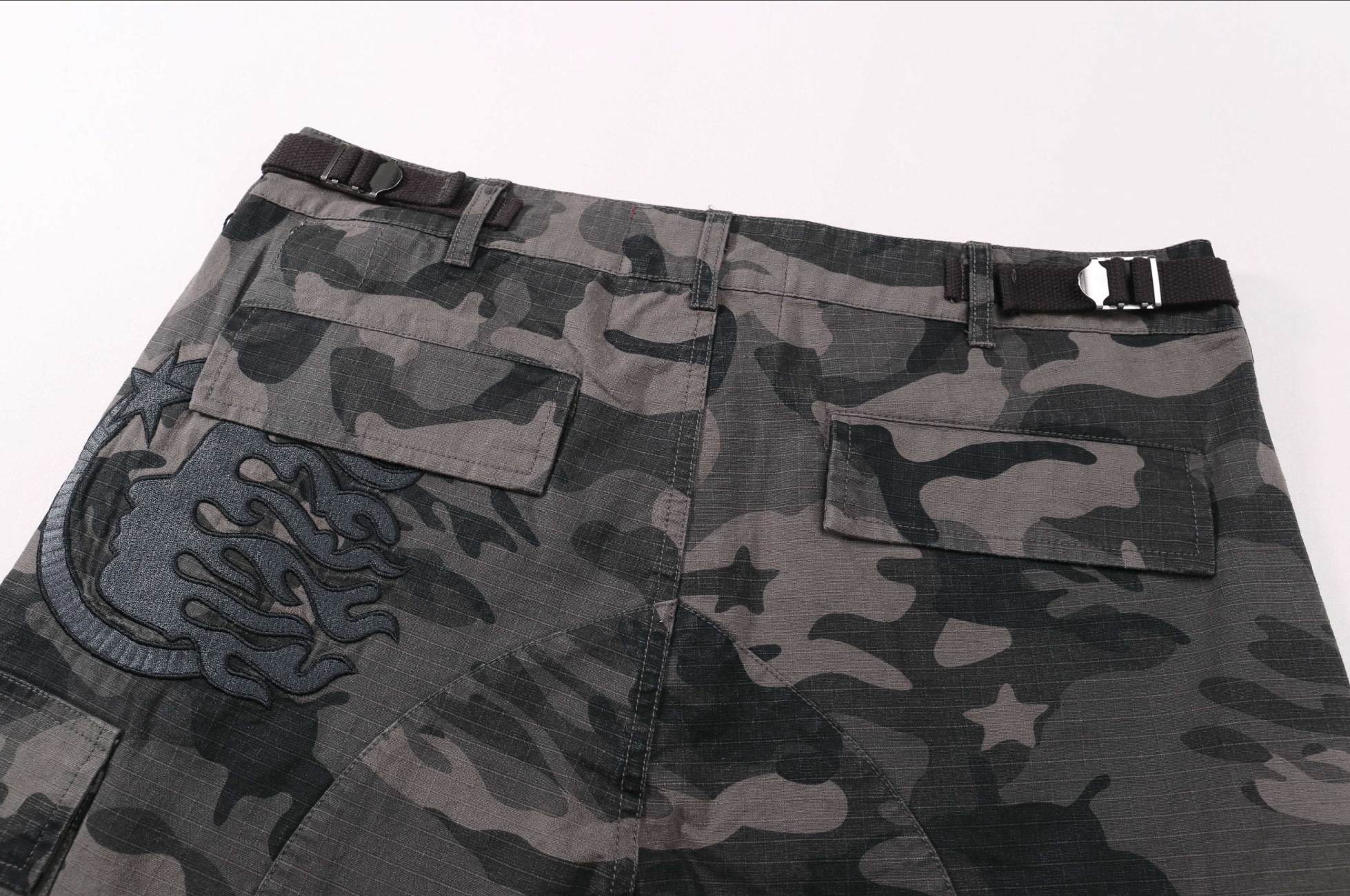 SHORT HELLSTAR CAMO