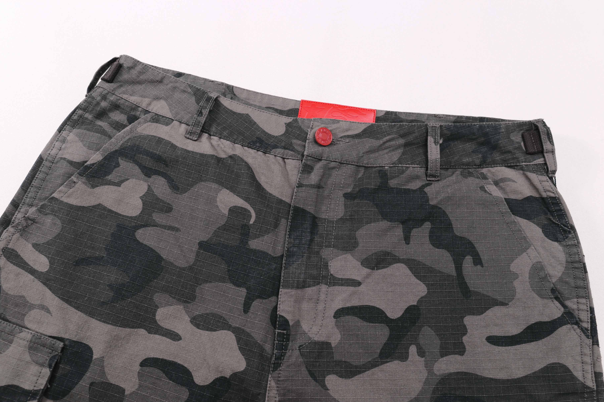 SHORT HELLSTAR CAMO