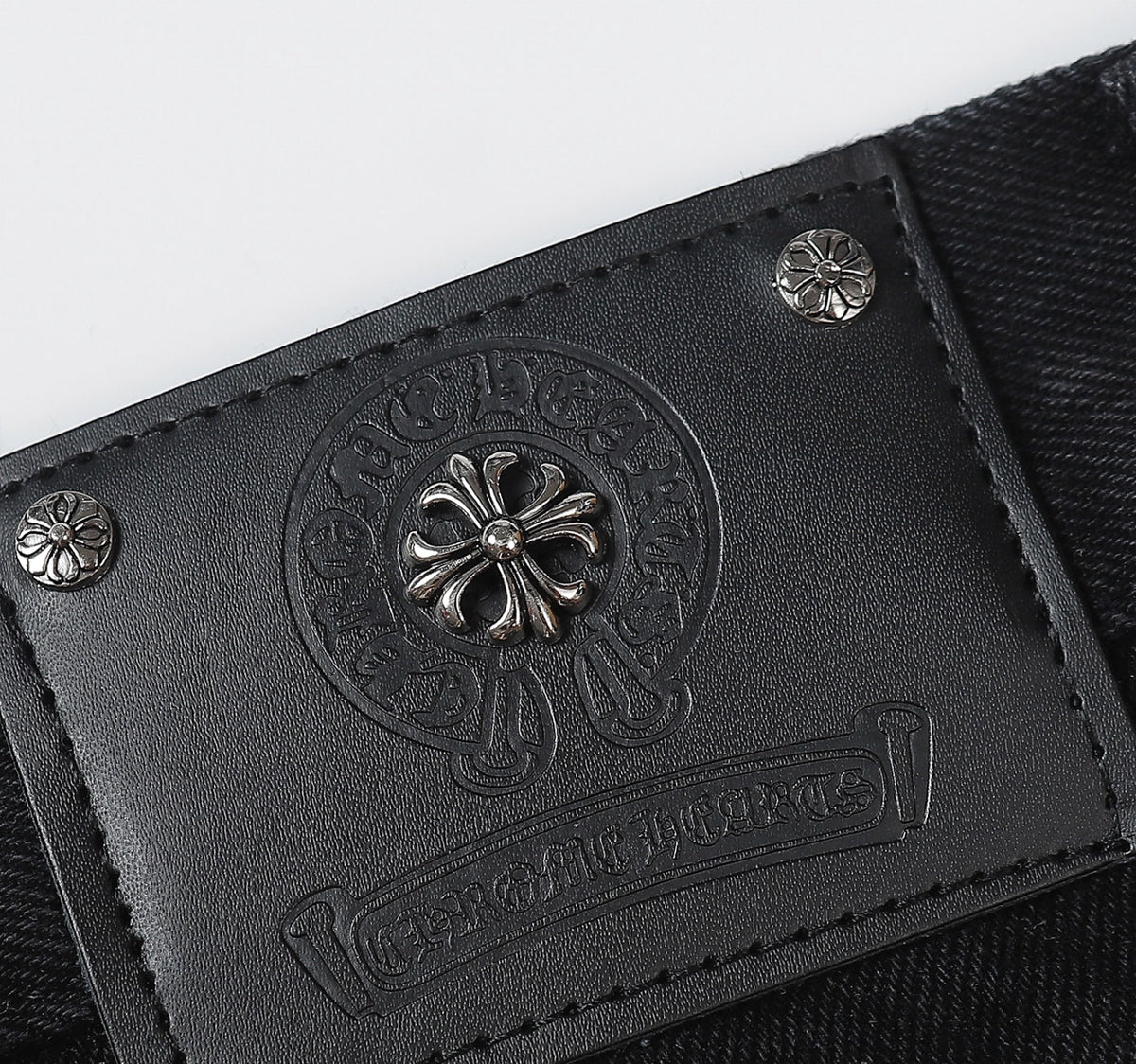 PANTALON CHROME HEARTS