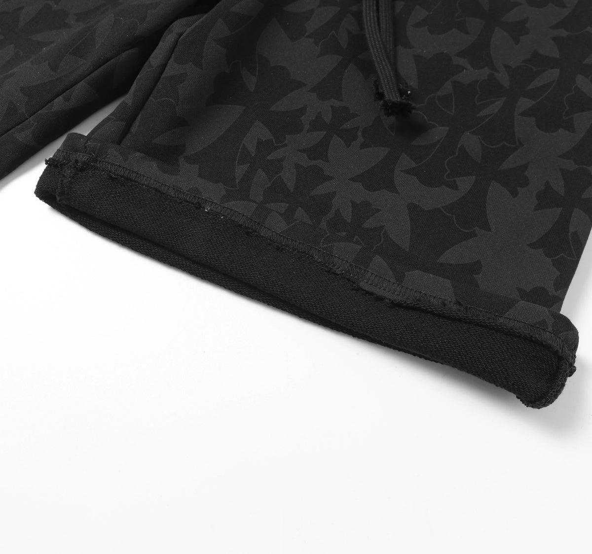 SHORT CHROME HEARTS