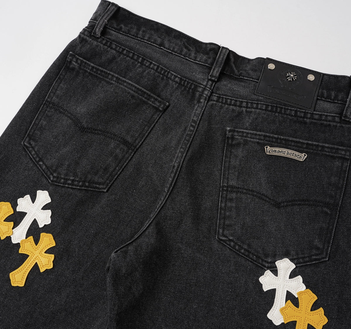 SHORT CHROME HEARTS