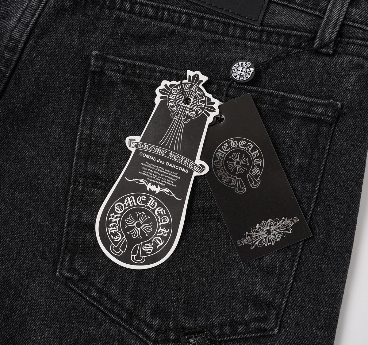 SHORT CHROME HEARTS
