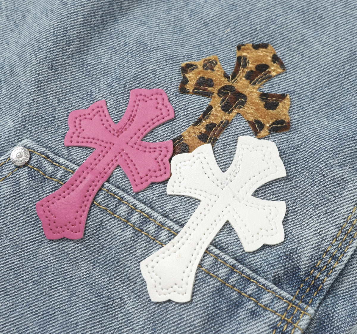 SHORT CHROME HEARTS