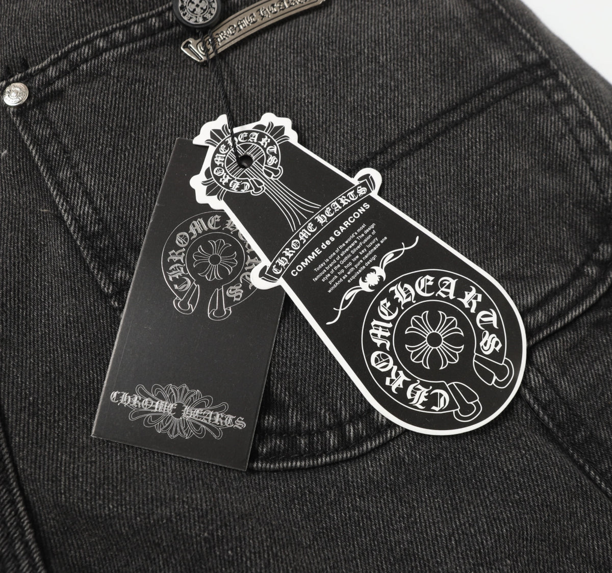 SHORT CHROME HEARTS