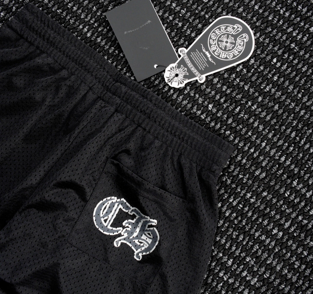 SHORT CHROME HEARTS