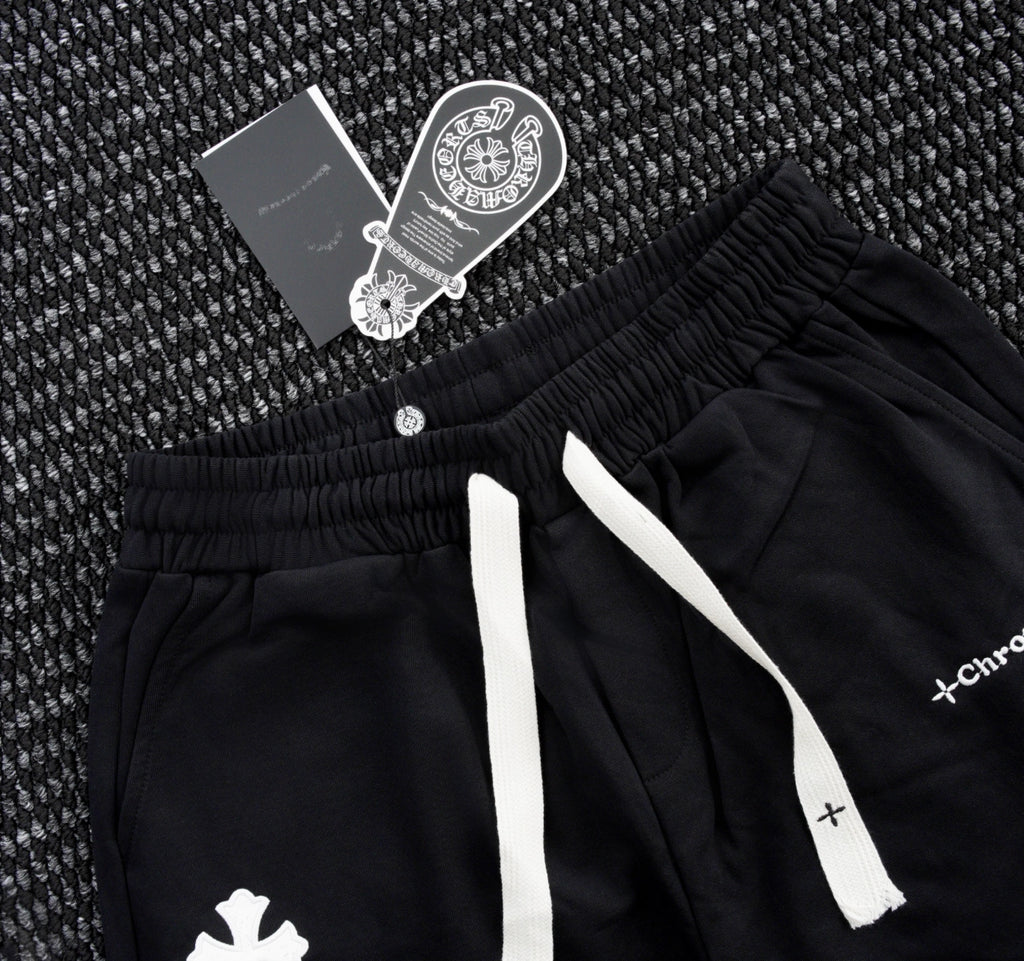 SHORT CHROME HEARTS