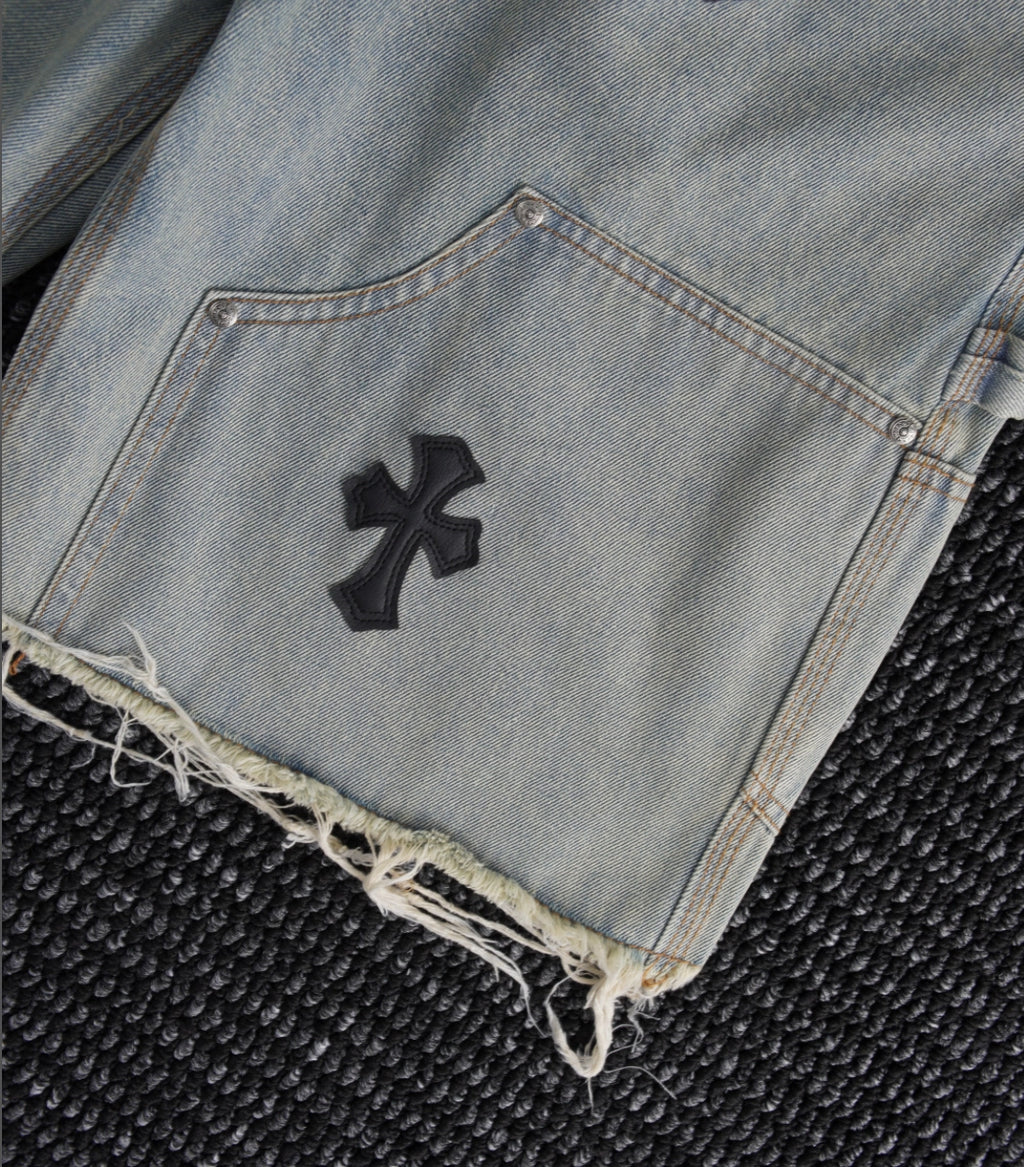 SHORT CHROME HEARTS