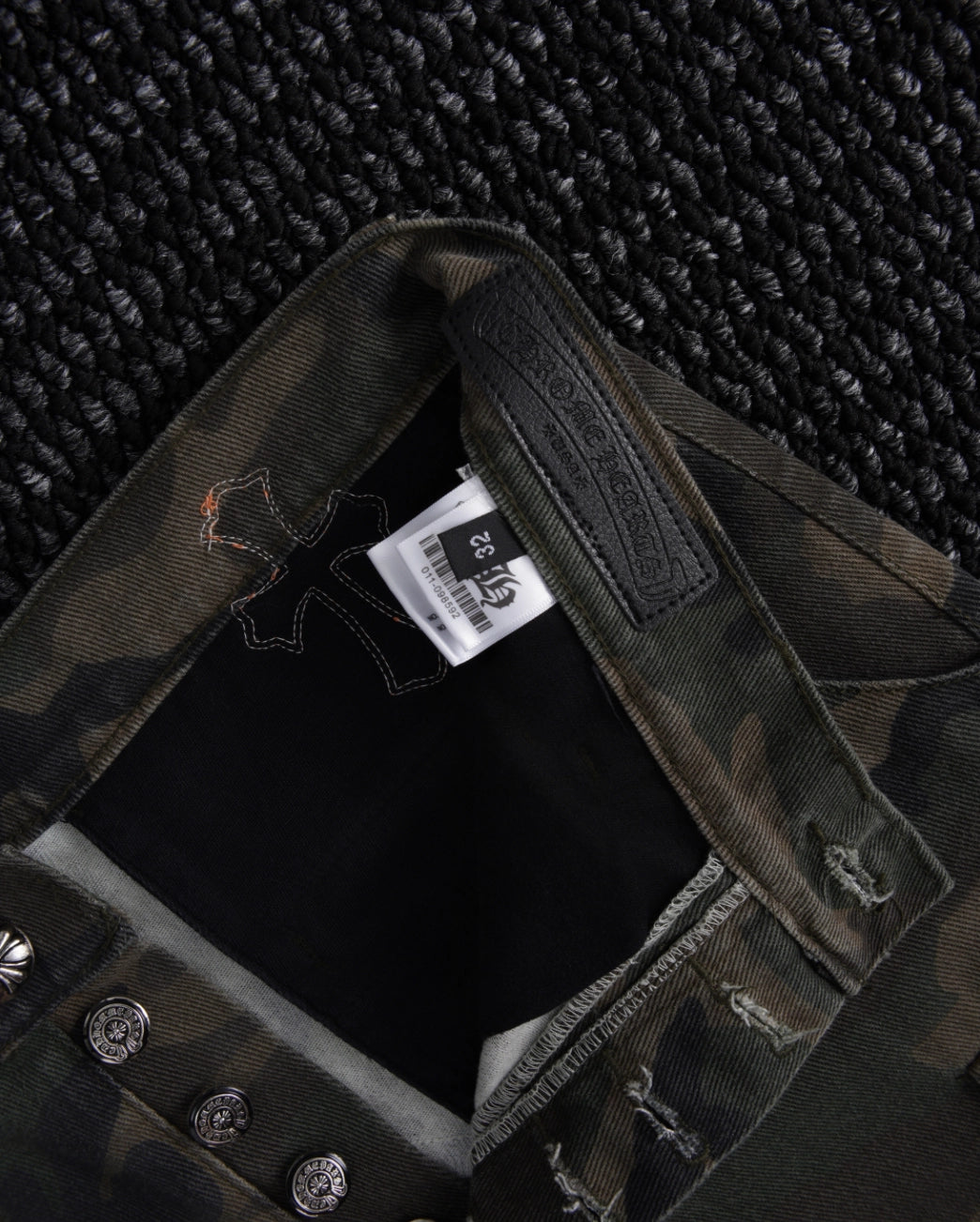 SHORT CAMO CHROME HEARTS