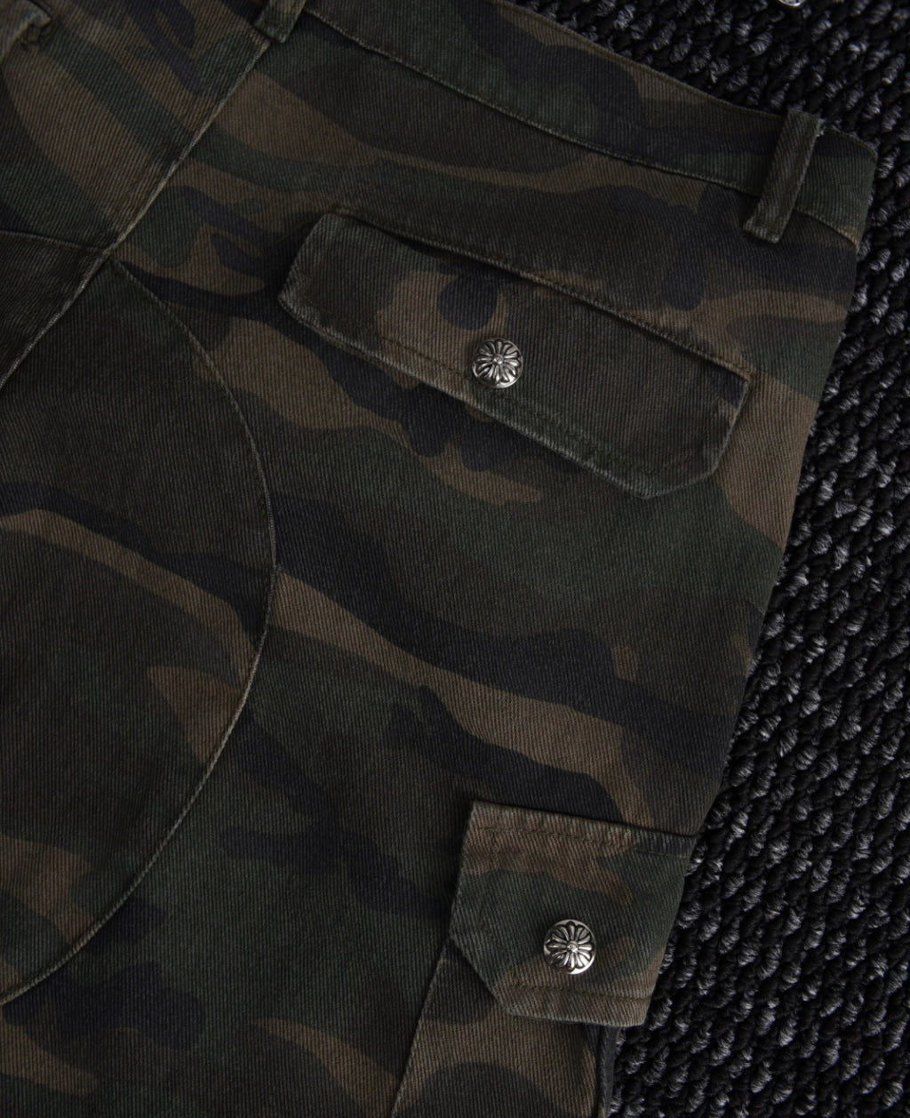 SHORT CAMO CHROME HEARTS