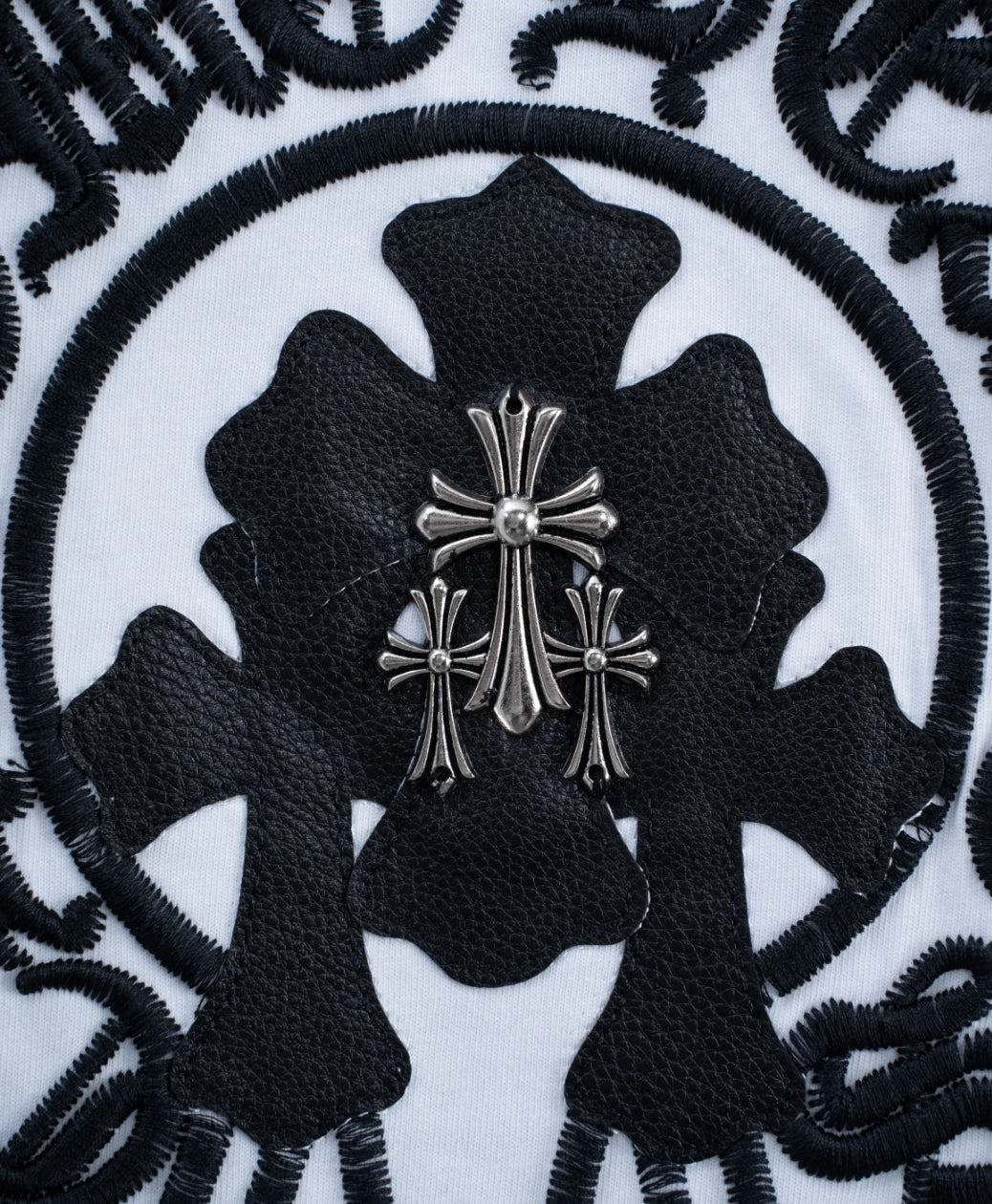 PLAYERA CHROME HEARTS