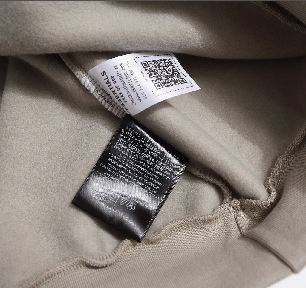 PLAYERA FEAR OF GOD ESSENTIALS