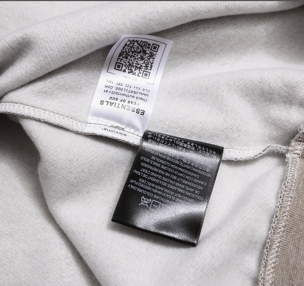 PLAYERA FEAR OF GOD ESSENTIALS