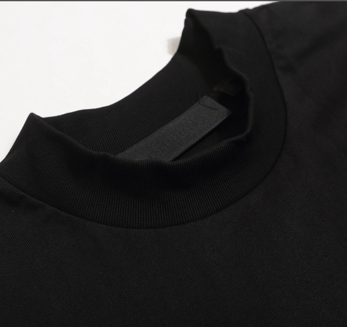 PLAYERA FEAR OF GOD ESSENTIALS