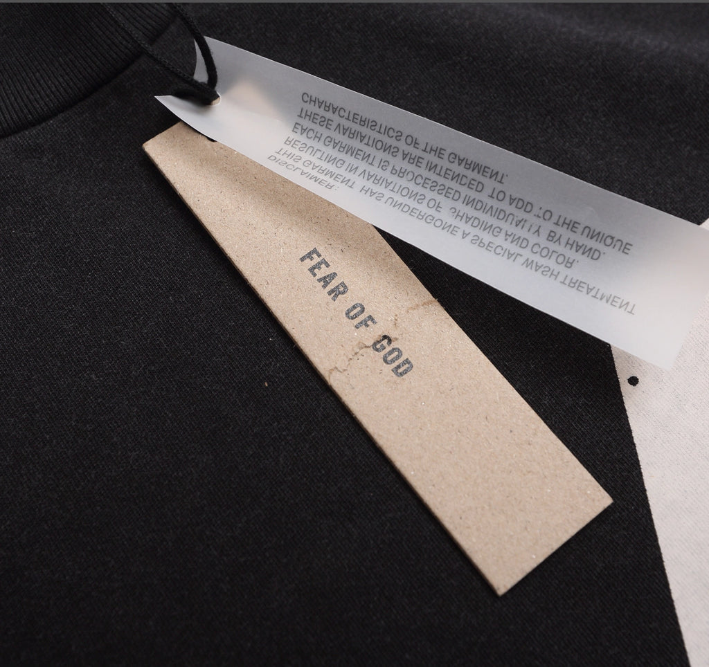 PLAYERA FEAR OF GOD BARRIERS