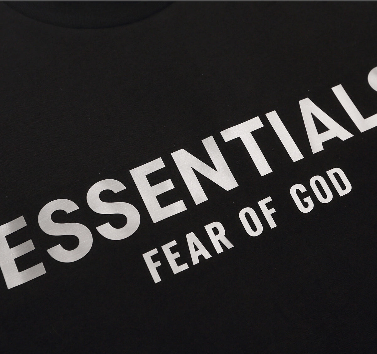 PLAYERA FEAR OF GOD ESSENTIALS